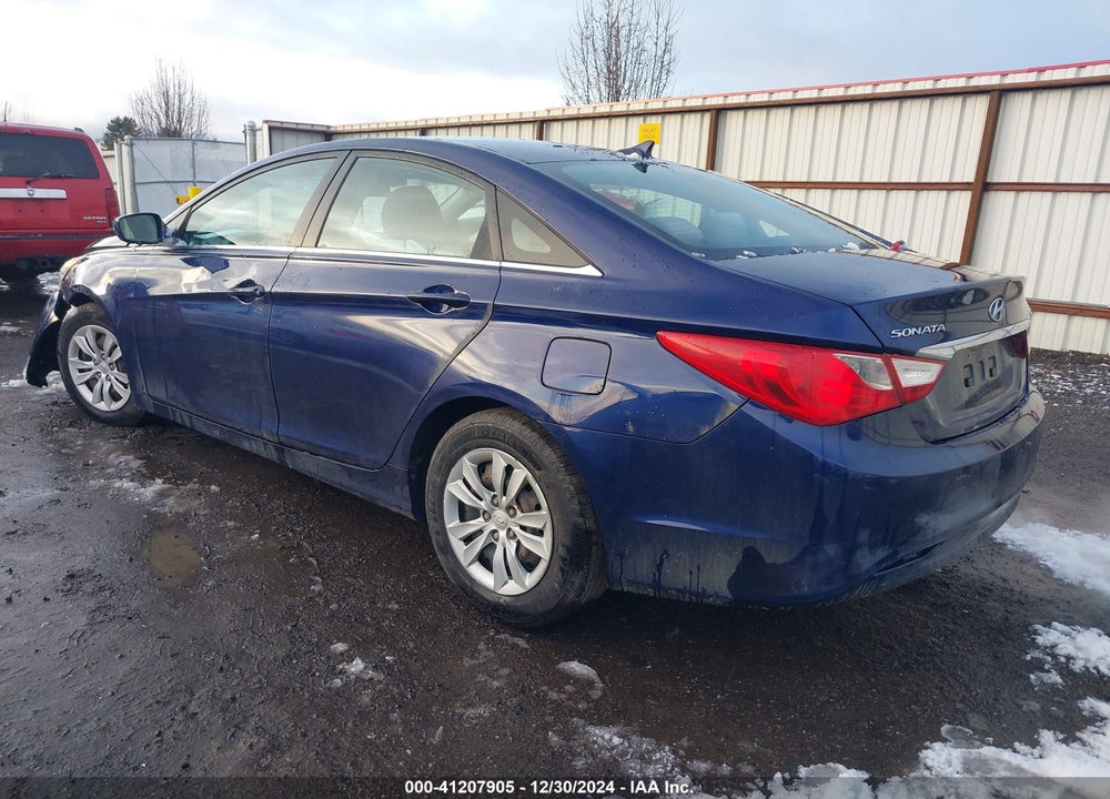 2011 HYUNDAI SONATA VIN: 5NPEB4AC5BH051757