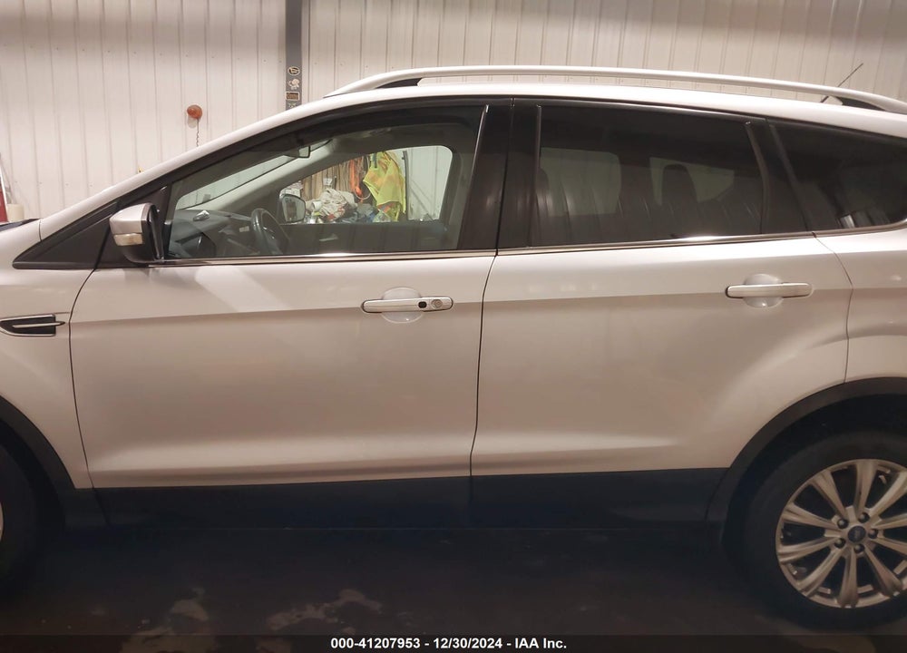 2017 FORD ESCAPE TITANIUM VIN: 1FMCU9J94HUE15857