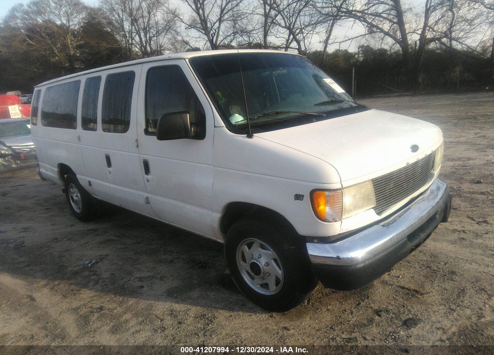 2002 FORD E-350 SUPER DUTY VIN: 1FBSS31L12HA39752