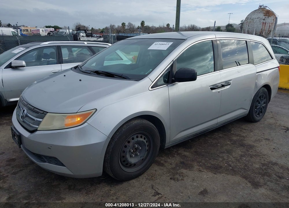 2011 HONDA ODYSSEY LX VIN: 5FNRL5H29BB020575