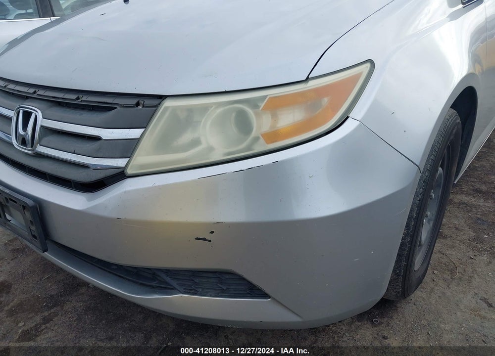2011 HONDA ODYSSEY LX VIN: 5FNRL5H29BB020575