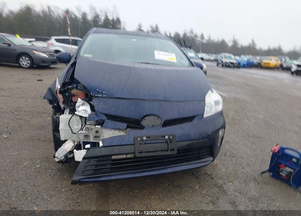2013 TOYOTA PRIUS TWO VIN: JTDKN3DU8D1635878