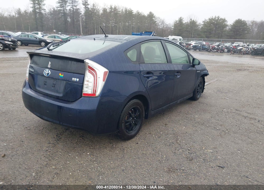 2013 TOYOTA PRIUS TWO VIN: JTDKN3DU8D1635878