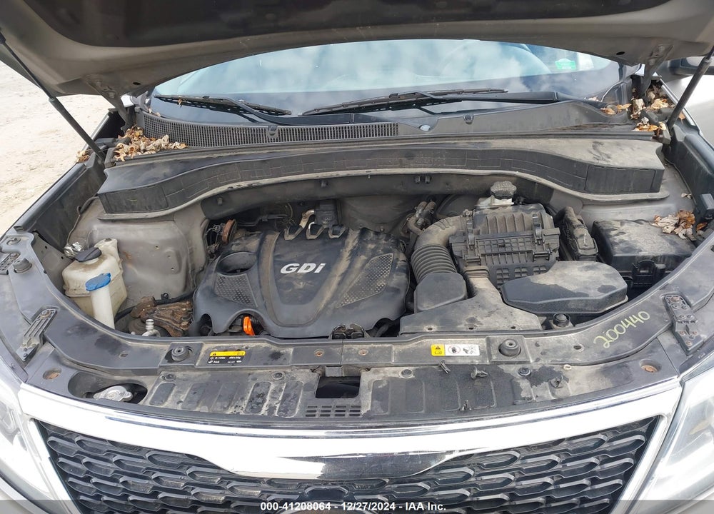 2014 KIA SORENTO LX VIN: 5XYKT3A62EG474361