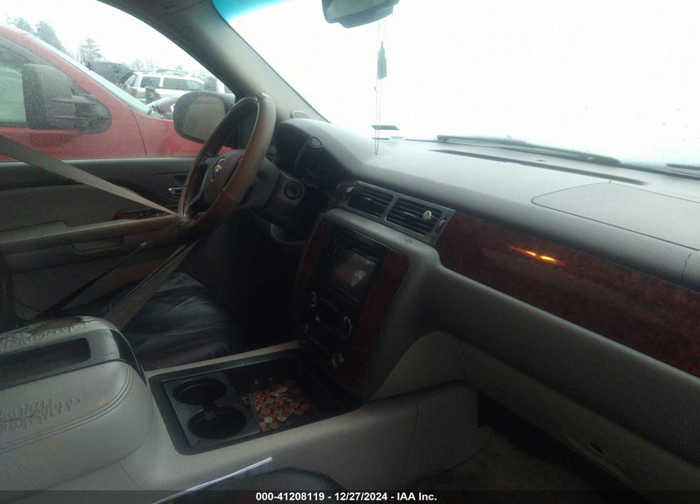 2007 CHEVROLET SUBURBAN 1500 LTZ VIN: 3GNFK16397G146440