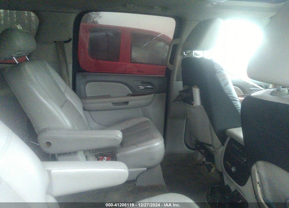 2007 CHEVROLET SUBURBAN 1500 LTZ VIN: 3GNFK16397G146440