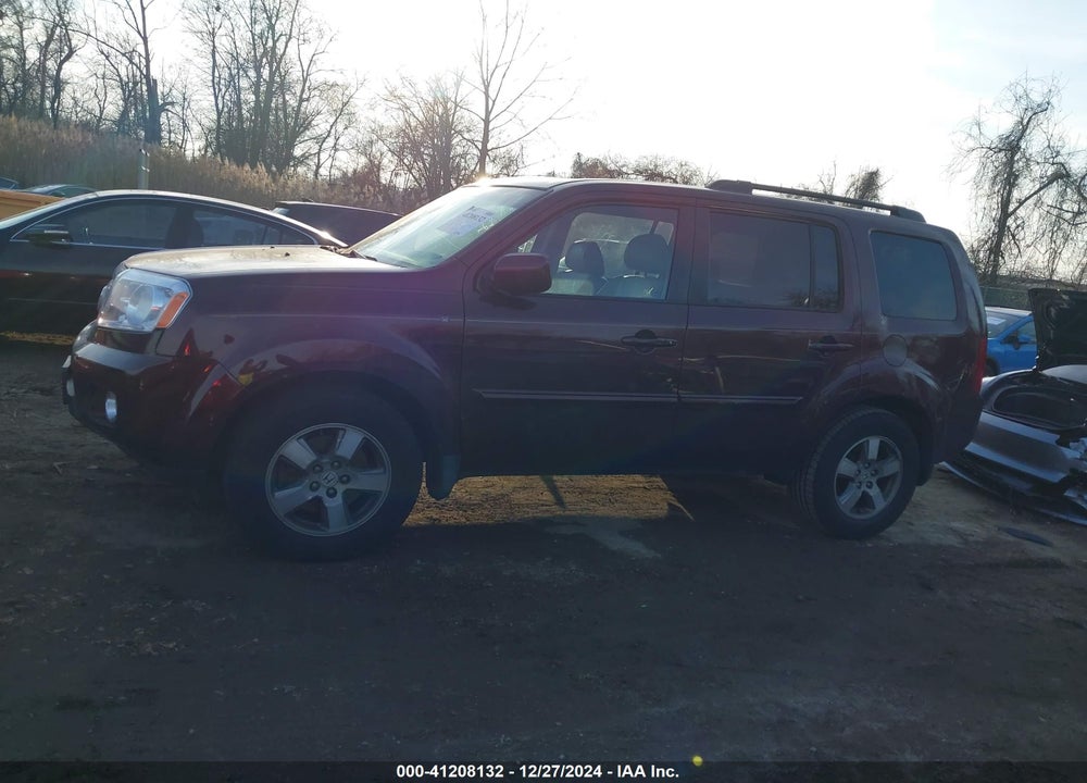 2010 HONDA PILOT EX-L VIN: 5FNYF4H63AB024264