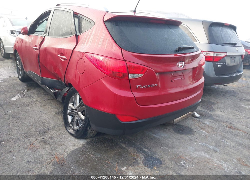 2014 HYUNDAI TUCSON SE VIN: KM8JU3AG4EU824021