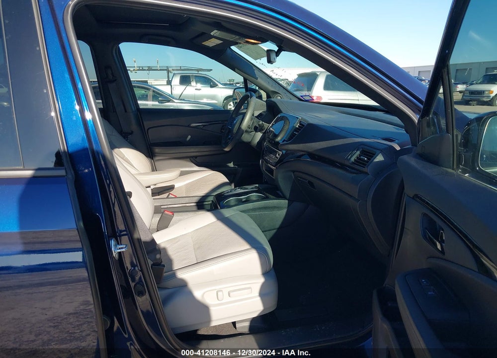2023 HONDA PASSPORT AWD ELITE VIN: 5FNYF8H06PB012234