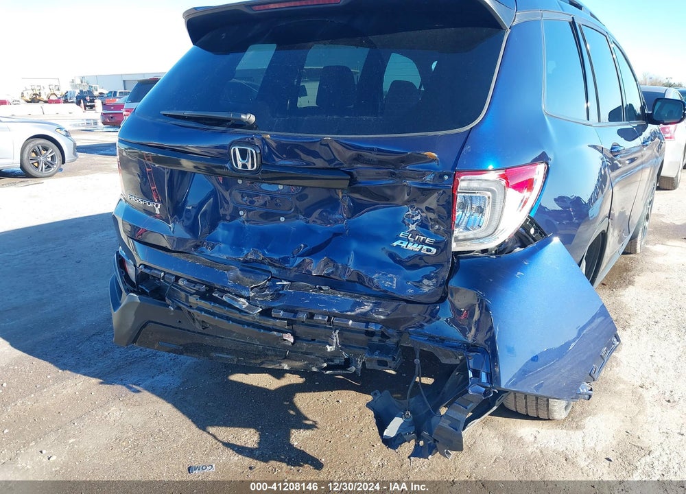 2023 HONDA PASSPORT AWD ELITE VIN: 5FNYF8H06PB012234