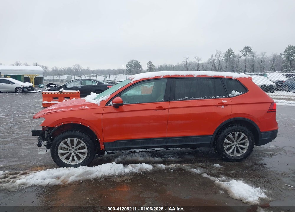 2018 VOLKSWAGEN TIGUAN 2.0T S VIN: 3VV0B7AXXJM133282