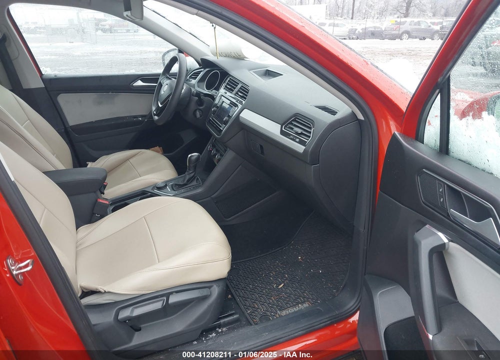 2018 VOLKSWAGEN TIGUAN 2.0T S VIN: 3VV0B7AXXJM133282