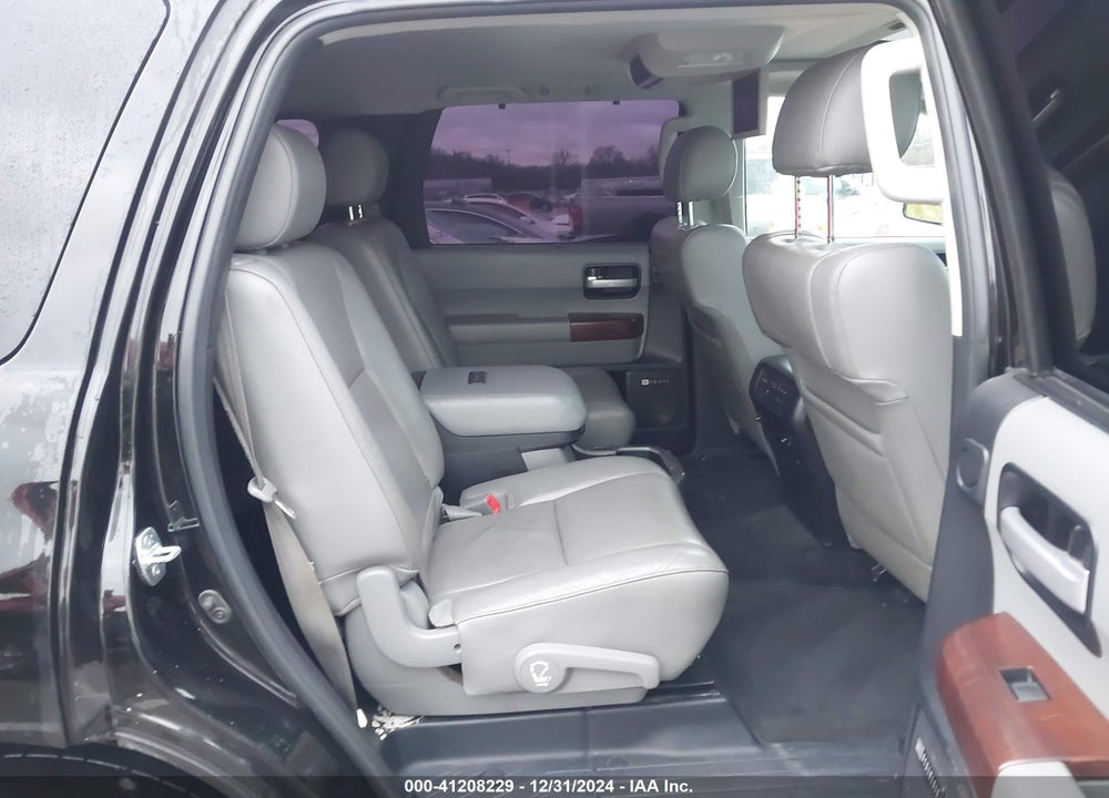2014 TOYOTA SEQUOIA PLATINUM 5.7L V8 VIN: 5TDDW5G17ES096760