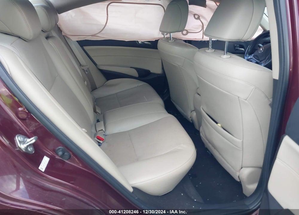 2016 ACURA ILX PREMIUM PACKAGE/TECHNOLOGY PLUS PACKAGE VIN: 19UDE2F72GA002700