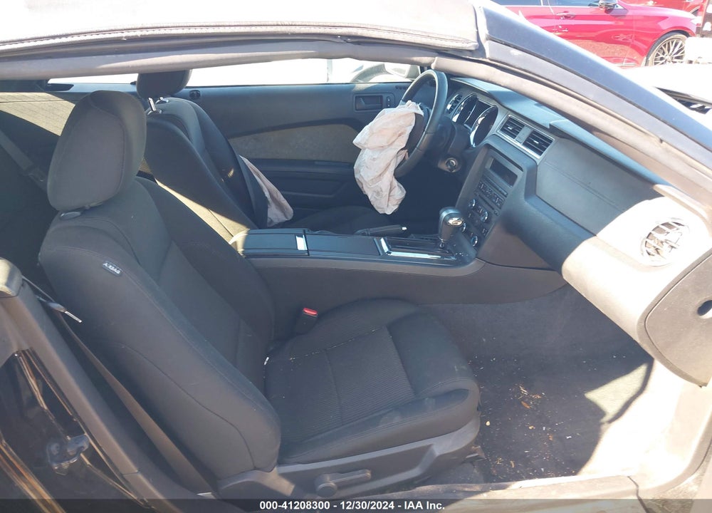2011 FORD MUSTANG VIN: 1ZVBP8EM7B5129385