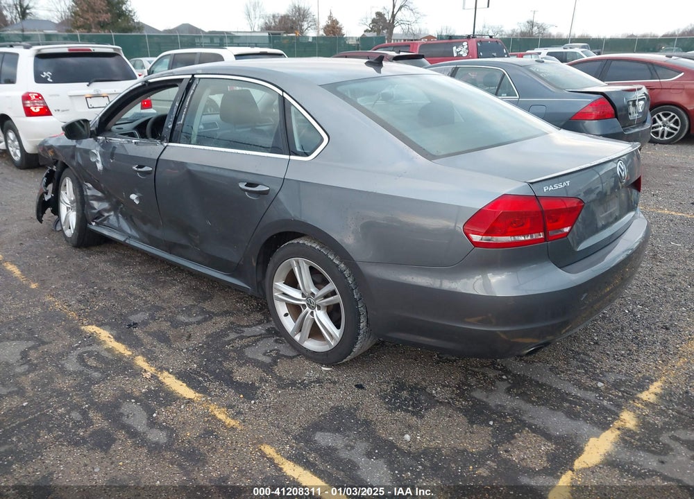 2014 VOLKSWAGEN PASSAT VIN: 1VWBS7A32EC057808