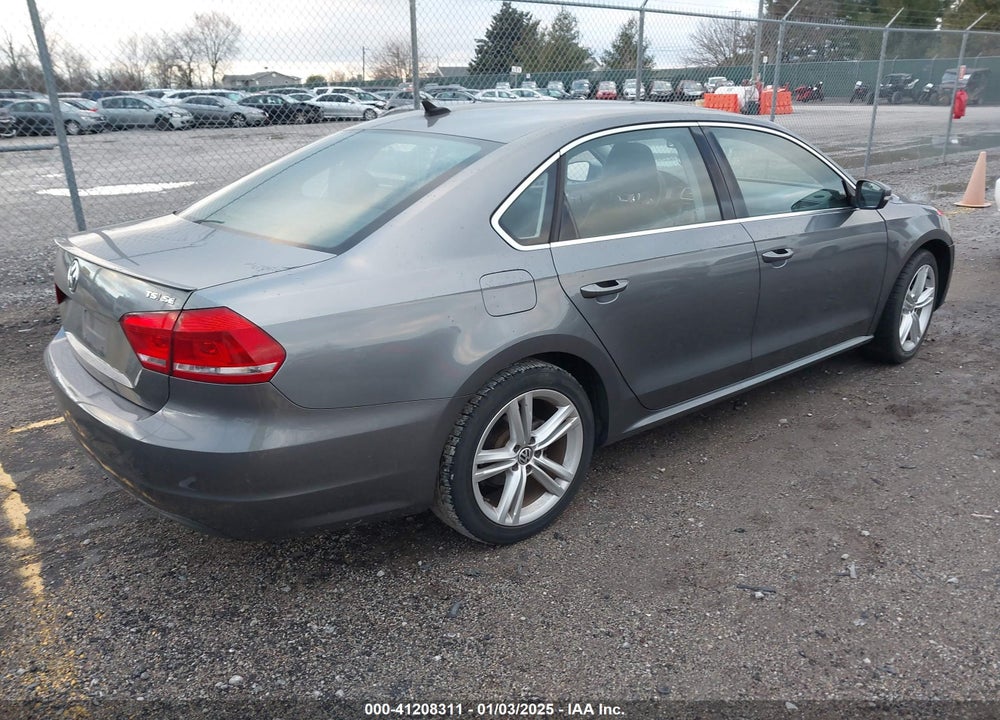2014 VOLKSWAGEN PASSAT VIN: 1VWBS7A32EC057808
