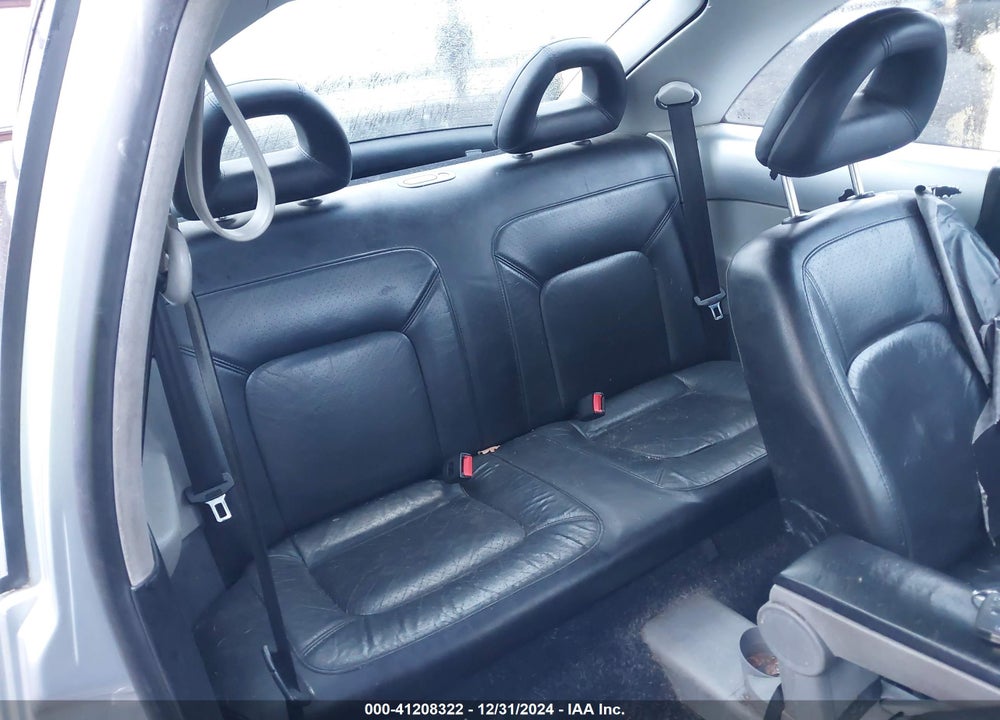 2000 VOLKSWAGEN NEW BEETLE GLX VIN: 3VWDD21C6YM469268