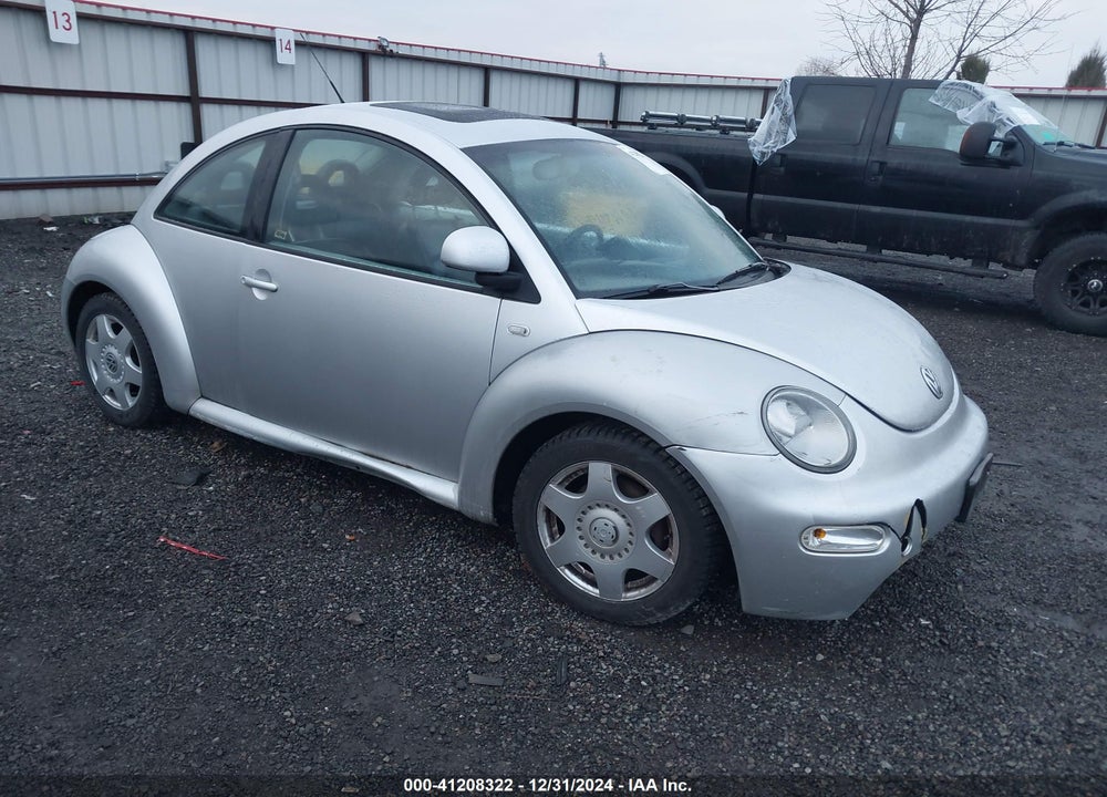 2000 VOLKSWAGEN NEW BEETLE GLX VIN: 3VWDD21C6YM469268