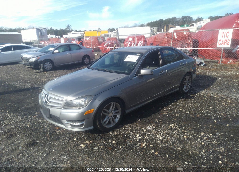 2013 MERCEDES-BENZ C 300 LUXURY 4MATIC/SPORT 4MATIC VIN: WDDGF8AB1DR290963