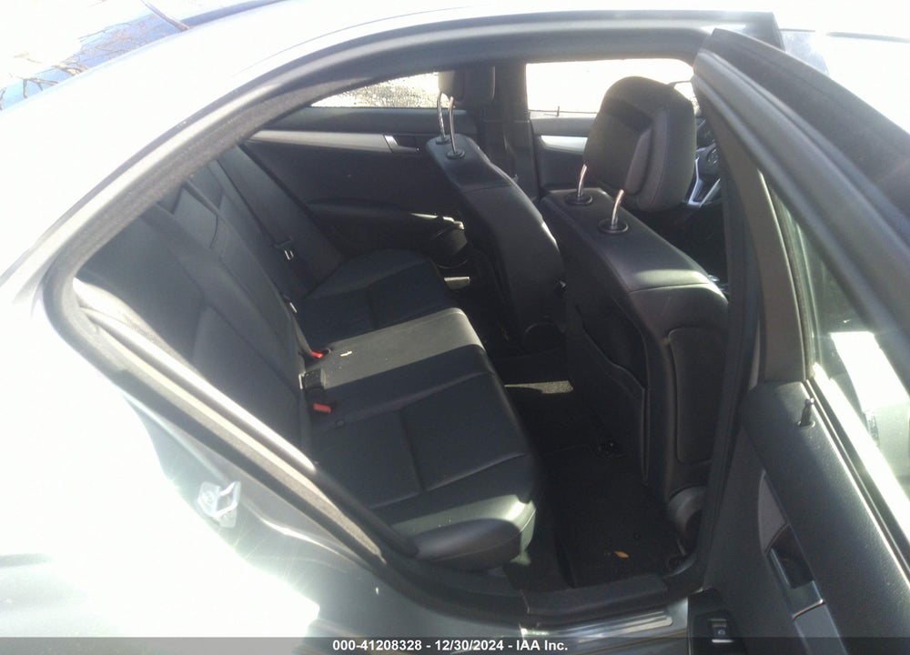 2013 MERCEDES-BENZ C 300 LUXURY 4MATIC/SPORT 4MATIC VIN: WDDGF8AB1DR290963