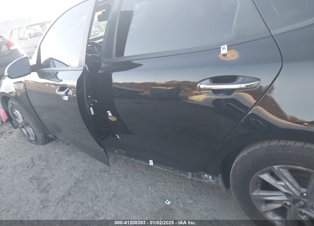2020 KIA OPTIMA VIN: 5XXGT4L35LG398926