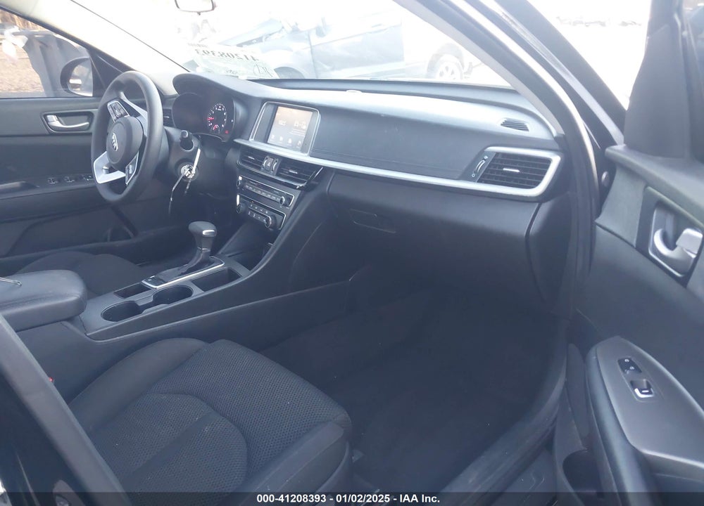 2020 KIA OPTIMA VIN: 5XXGT4L35LG398926