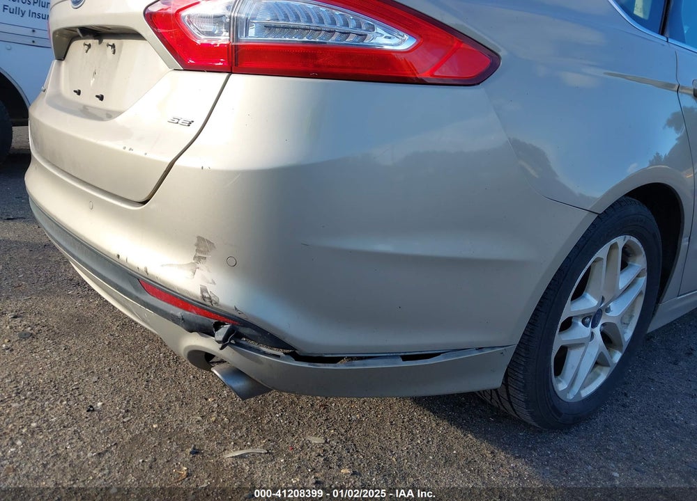2015 FORD FUSION SE VIN: 3FA6P0H74FR307144