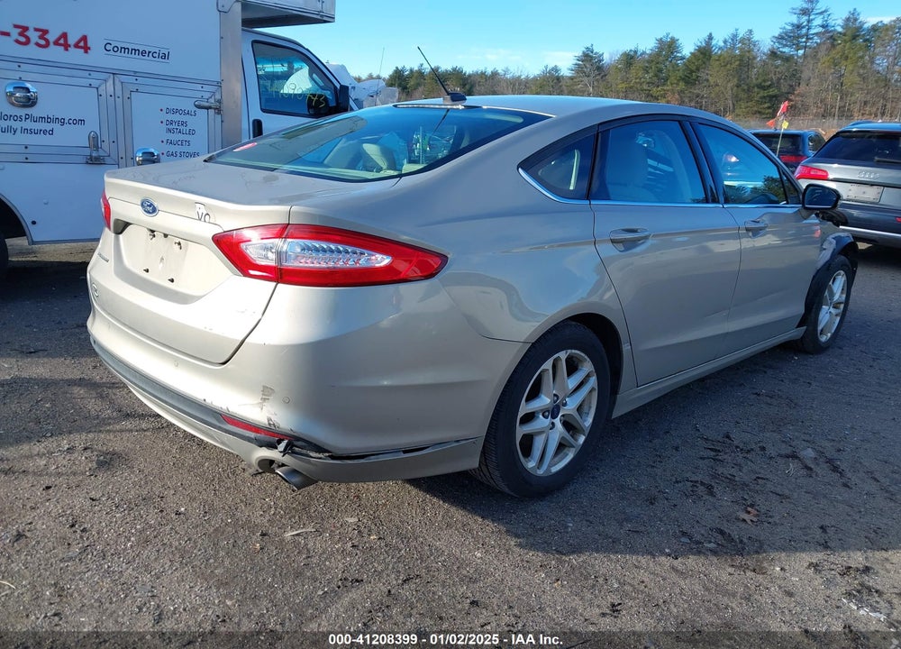 2015 FORD FUSION SE VIN: 3FA6P0H74FR307144