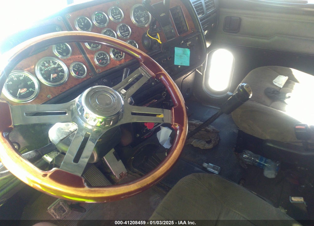 2004 PETERBILT 379 VIN: 1XP5DU9X64D814832