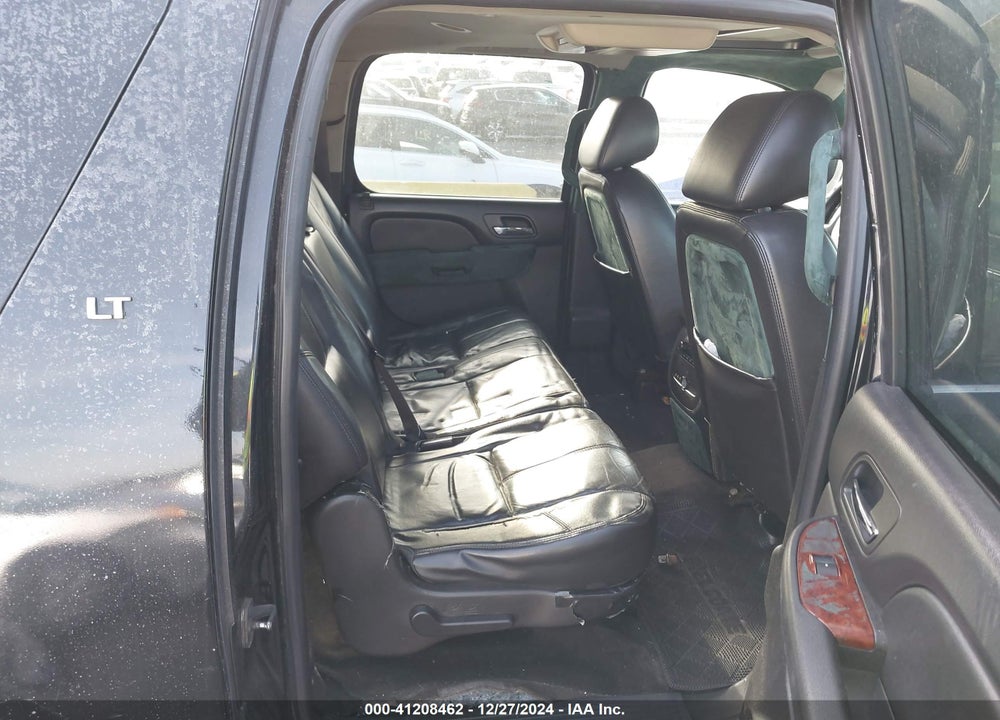 2014 CHEVROLET SUBURBAN K1500 LT VIN: 1GNSKJE70ER188902