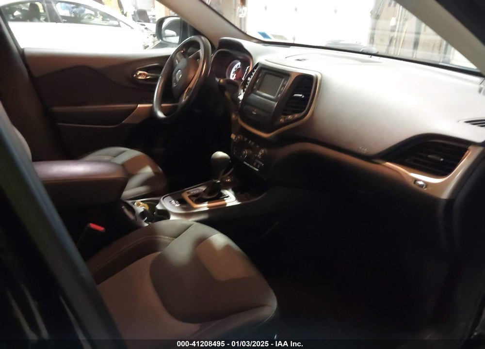 2018 JEEP CHEROKEE LATITUDE VIN: 1C4PJMCXXJD546391