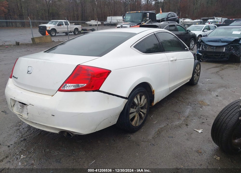 2012 HONDA ACCORD 2.4 EX VIN: 1HGCS1B76CA015092