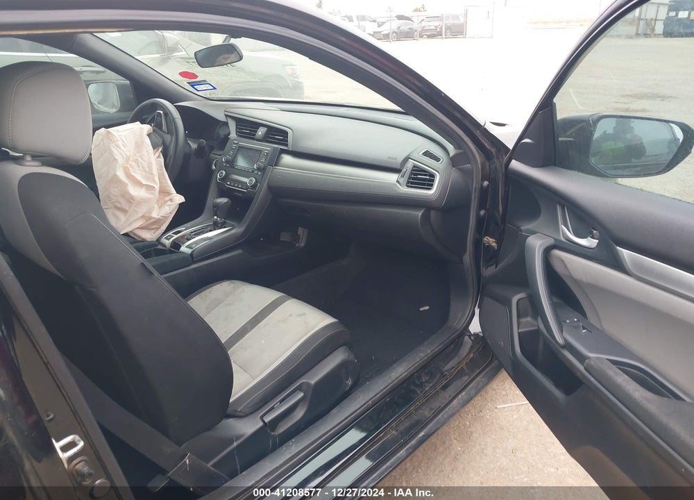 2018 HONDA CIVIC VIN: 2HGFC4B00JH300934