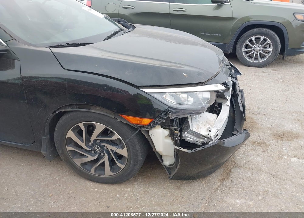 2018 HONDA CIVIC VIN: 2HGFC4B00JH300934
