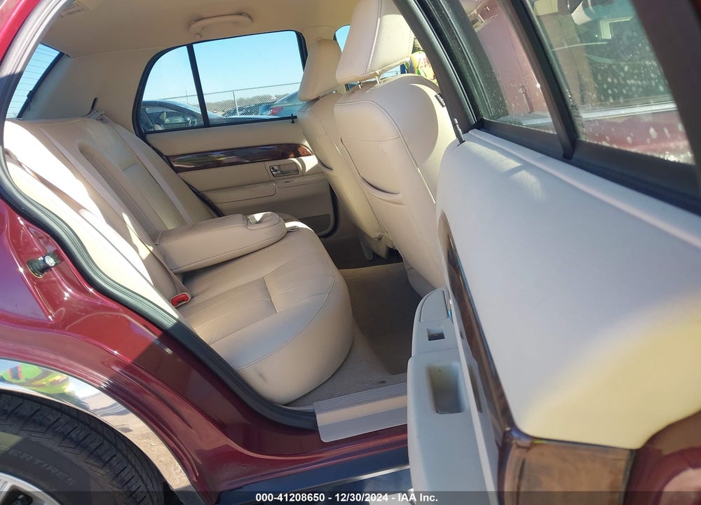 2009 MERCURY GRAND MARQUIS VIN: 2MEHM75V89X613940