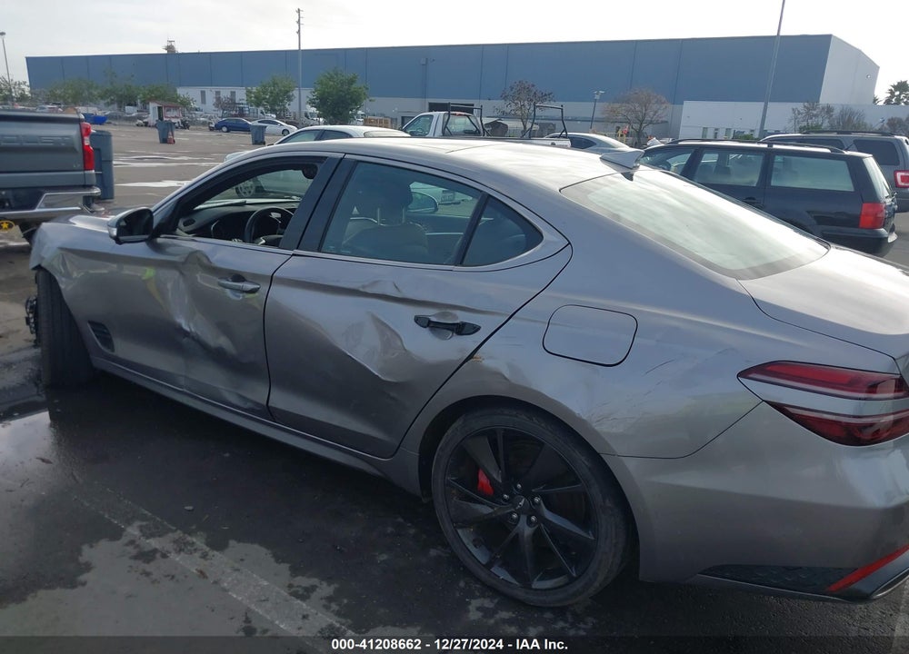 2022 GENESIS G70 VIN: KMTG54TE7NU101388