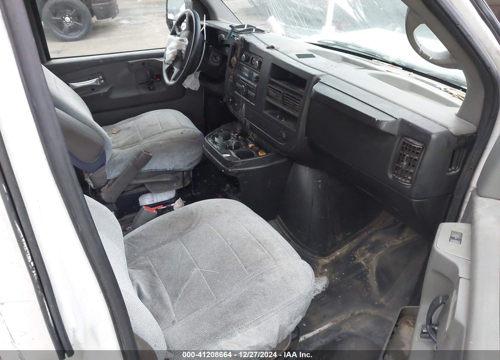 2008 CHEVROLET EXPRESS WORK VAN VIN: 1GCGG25C581119323
