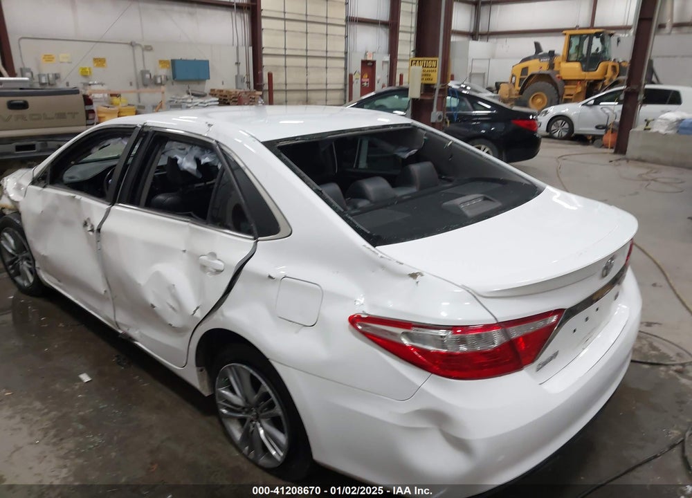 2017 TOYOTA CAMRY LE/XLE/SE/XSE VIN: 4T1BF1FK5HU319559