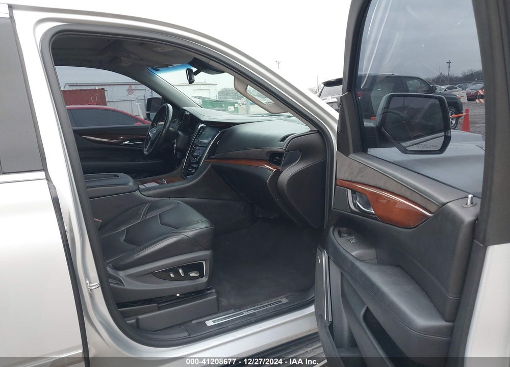 2015 CADILLAC ESCALADE LUXURY VIN: 1GYS4MKJ3FR657836