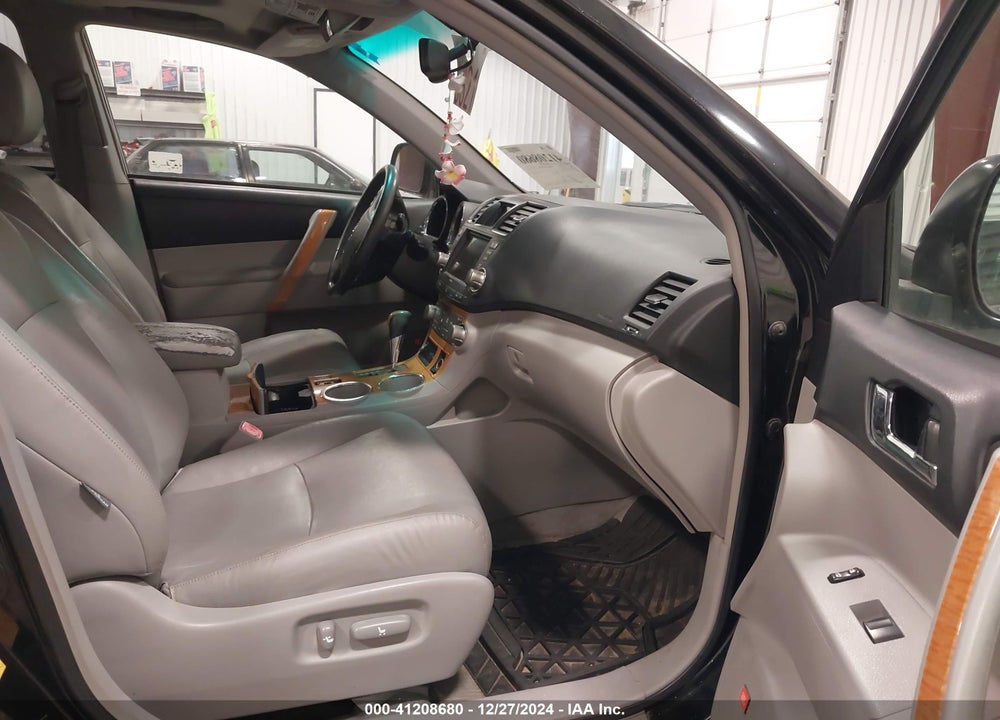 2008 TOYOTA HIGHLANDER HYBRID LIMITED VIN: JTEEW44A482014428