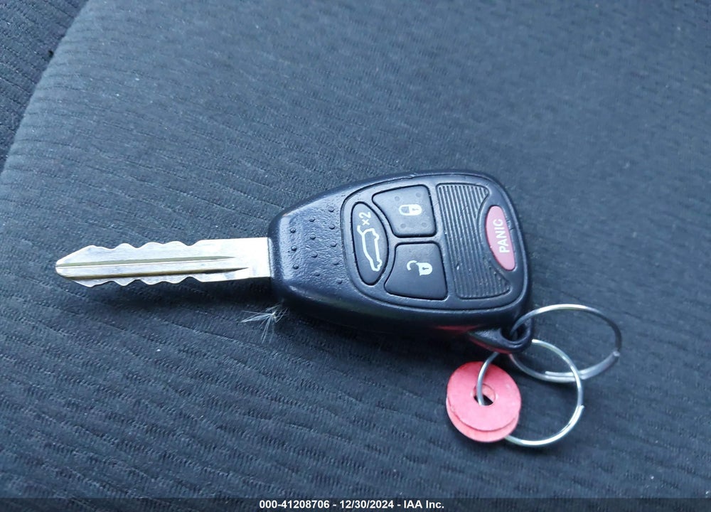 2011 CHRYSLER 200 LX VIN: 1C3BC4FB0BN611155