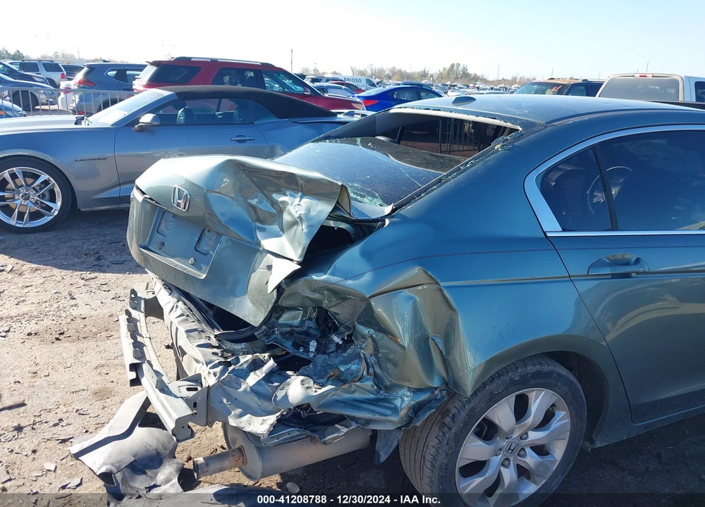 2008 HONDA ACCORD VIN: 1HGCP26828A162219