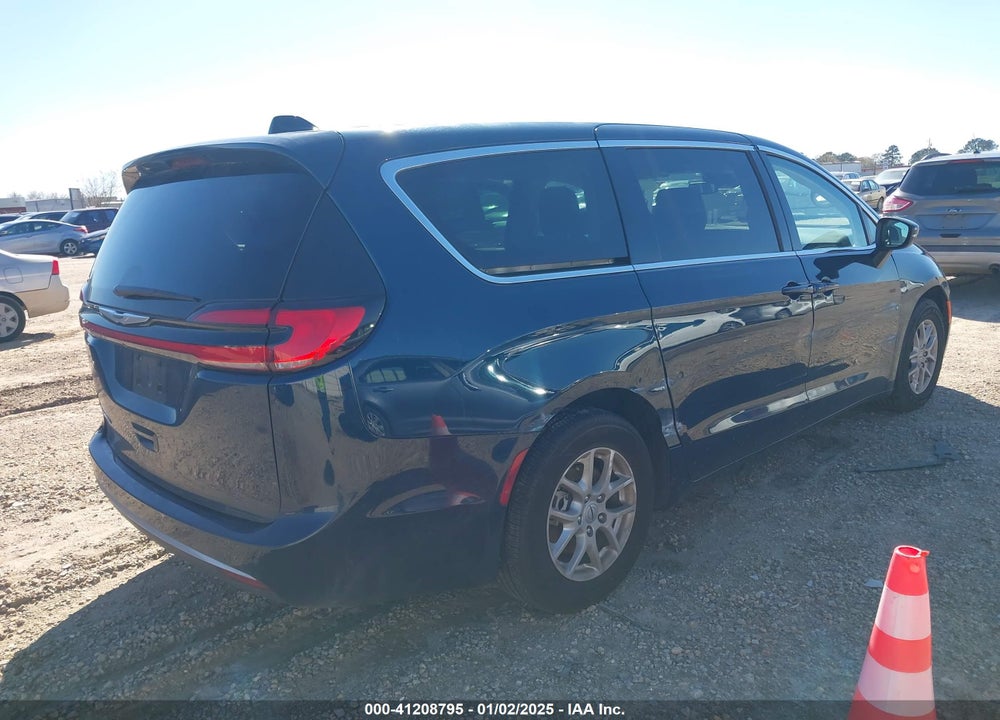2023 CHRYSLER PACIFICA TOURING L VIN: 2C4RC1BG5PR621572