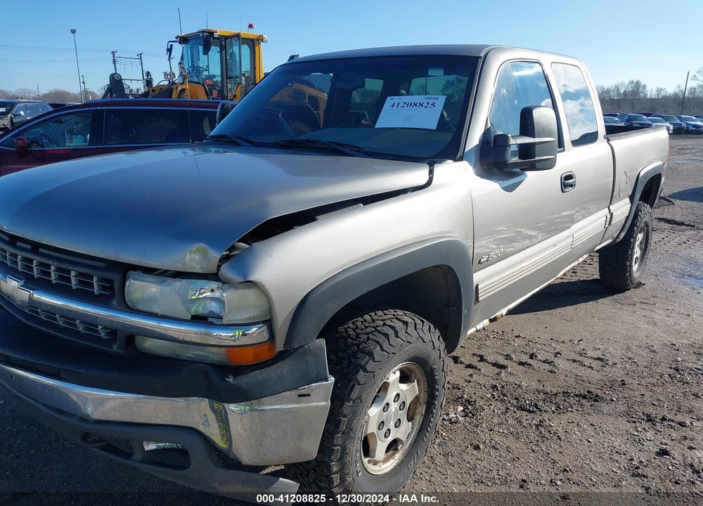 2000 CHEVROLET SILVERADO 1500 LS VIN: 2GCEK19T2Y1405036