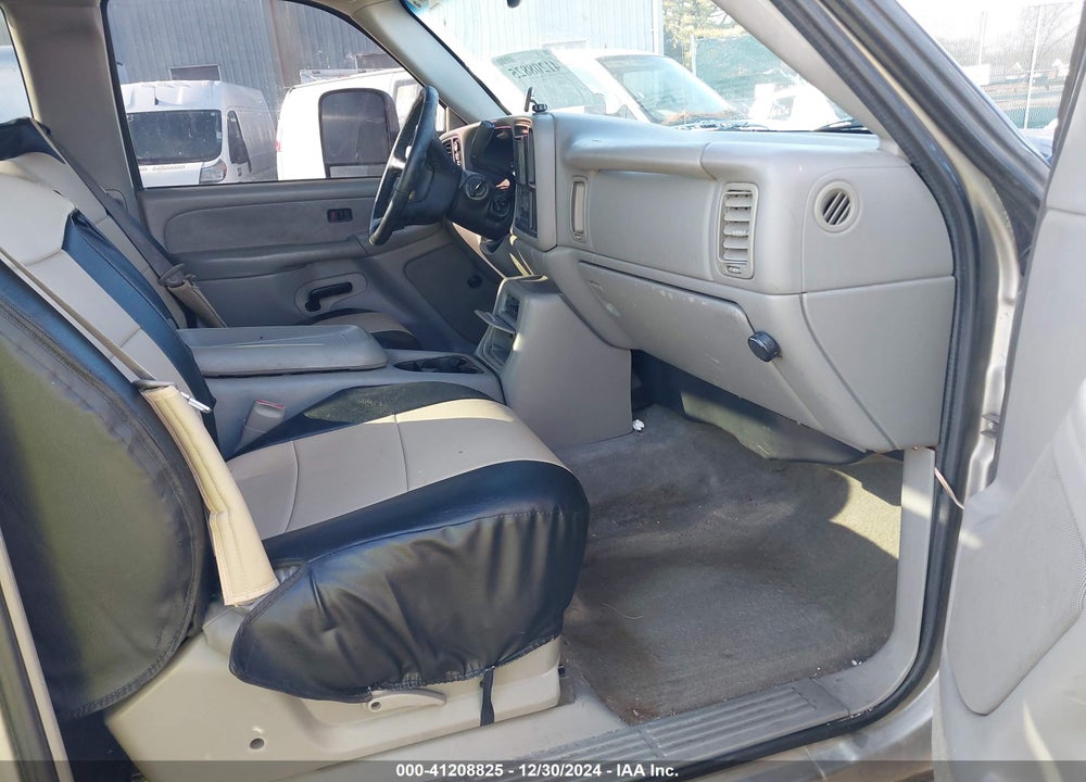 2000 CHEVROLET SILVERADO 1500 LS VIN: 2GCEK19T2Y1405036