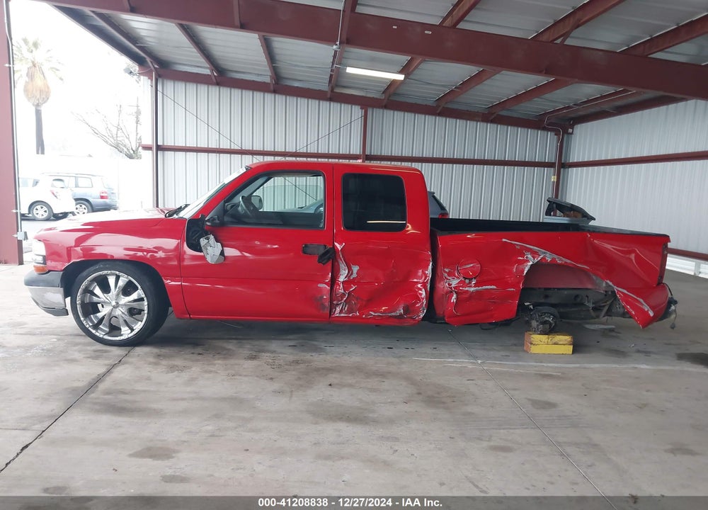 2000 CHEVROLET SILVERADO C1500 VIN: 1GCEC19T8YZ116151