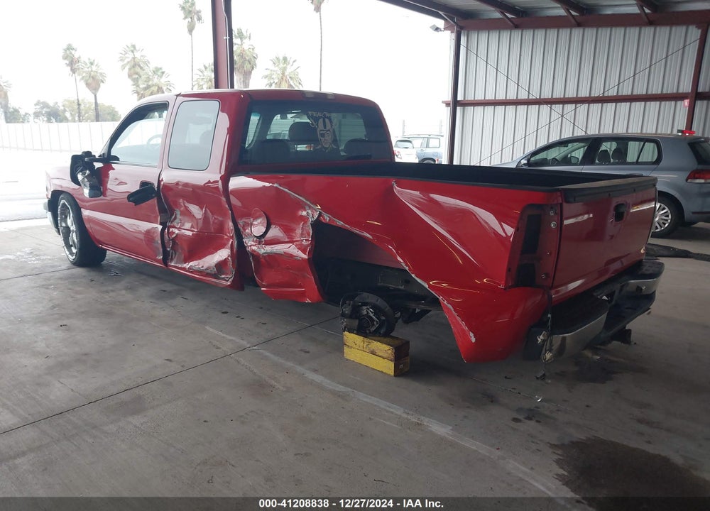 2000 CHEVROLET SILVERADO C1500 VIN: 1GCEC19T8YZ116151