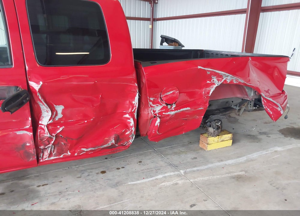 2000 CHEVROLET SILVERADO C1500 VIN: 1GCEC19T8YZ116151