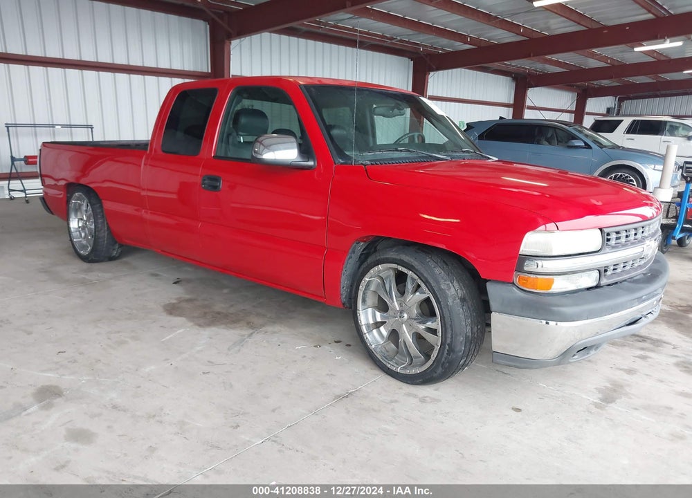 2000 CHEVROLET SILVERADO C1500 VIN: 1GCEC19T8YZ116151